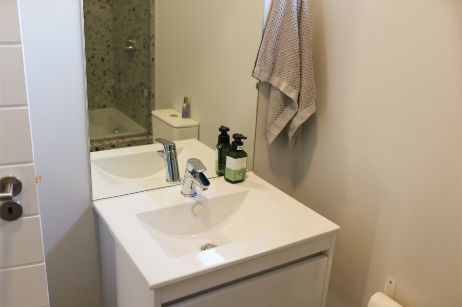 To Let 2 Bedroom Property for Rent in Newinbosch Western Cape